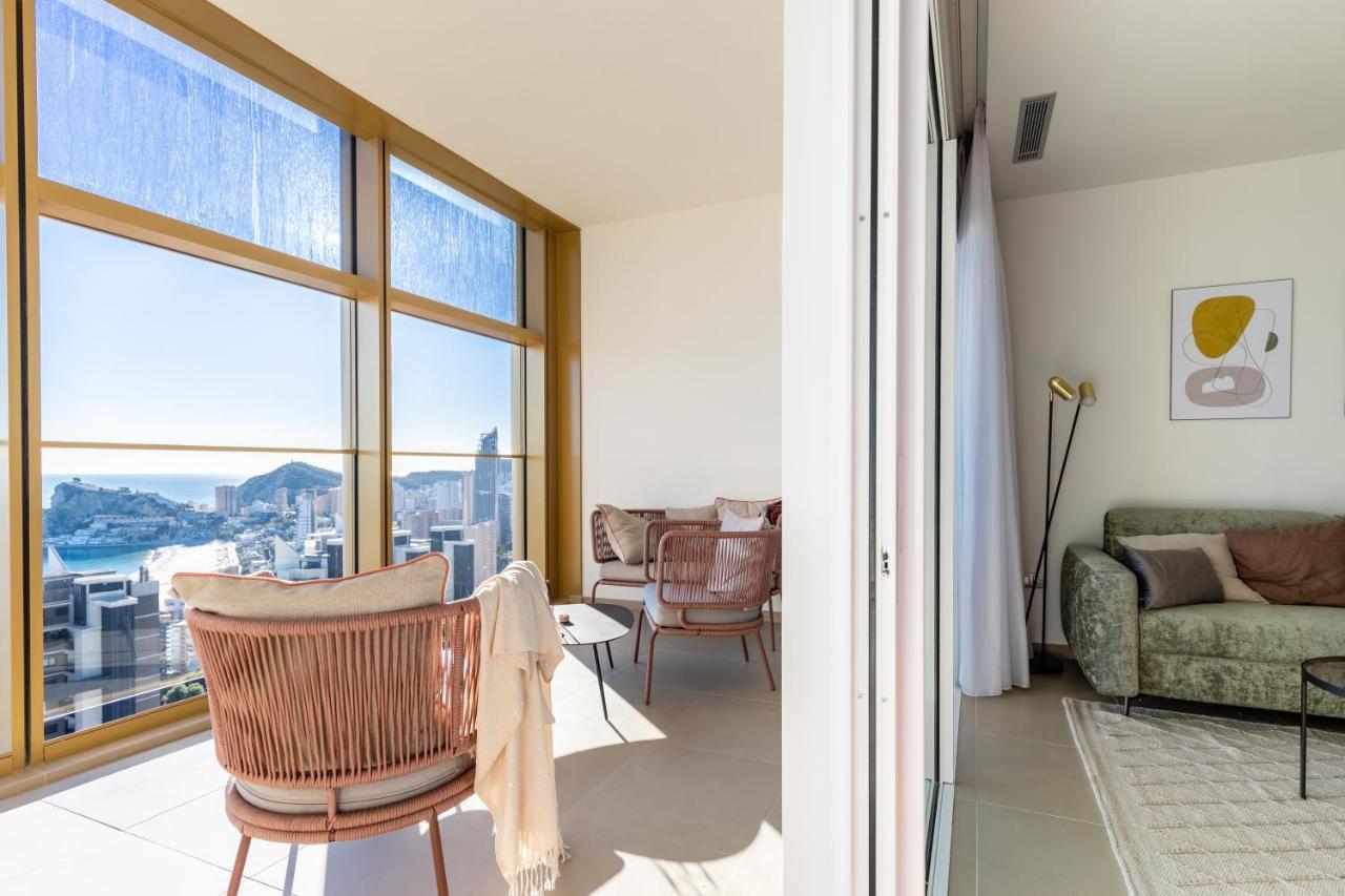 Intempo Luxury Ocean Views Resort Benidorm Bagian luar foto