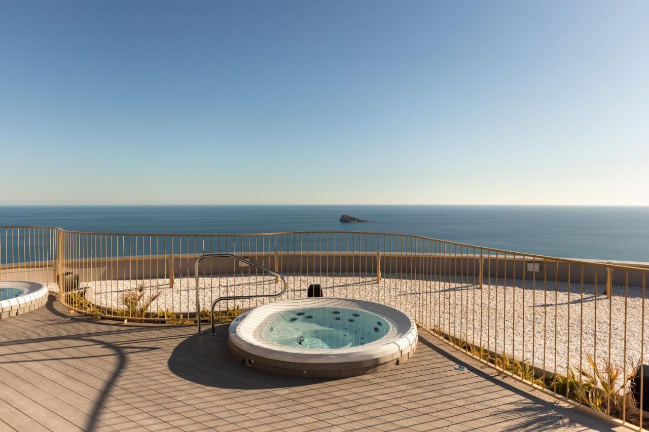 Intempo Luxury Ocean Views Resort Benidorm Bagian luar foto