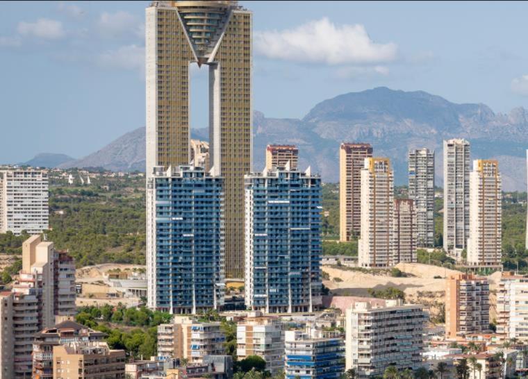 Intempo Luxury Ocean Views Resort Benidorm Bagian luar foto
