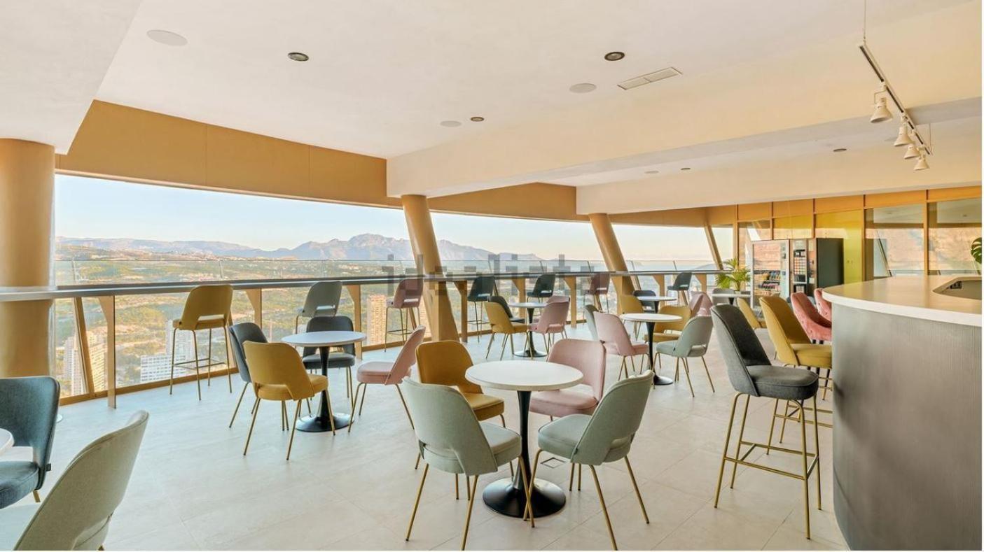 Intempo Luxury Ocean Views Resort Benidorm Bagian luar foto