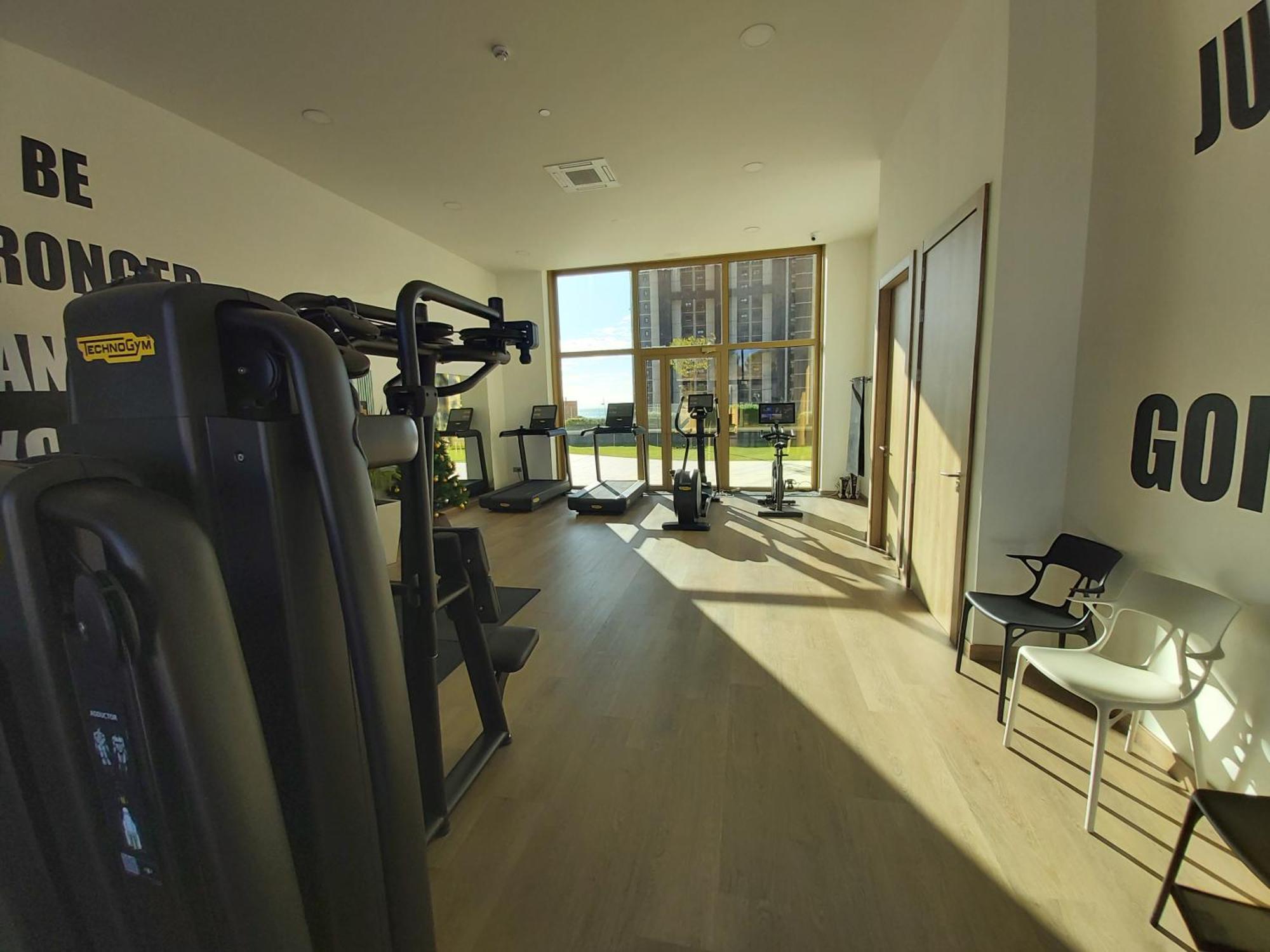 Intempo Luxury Ocean Views Resort Benidorm Bagian luar foto