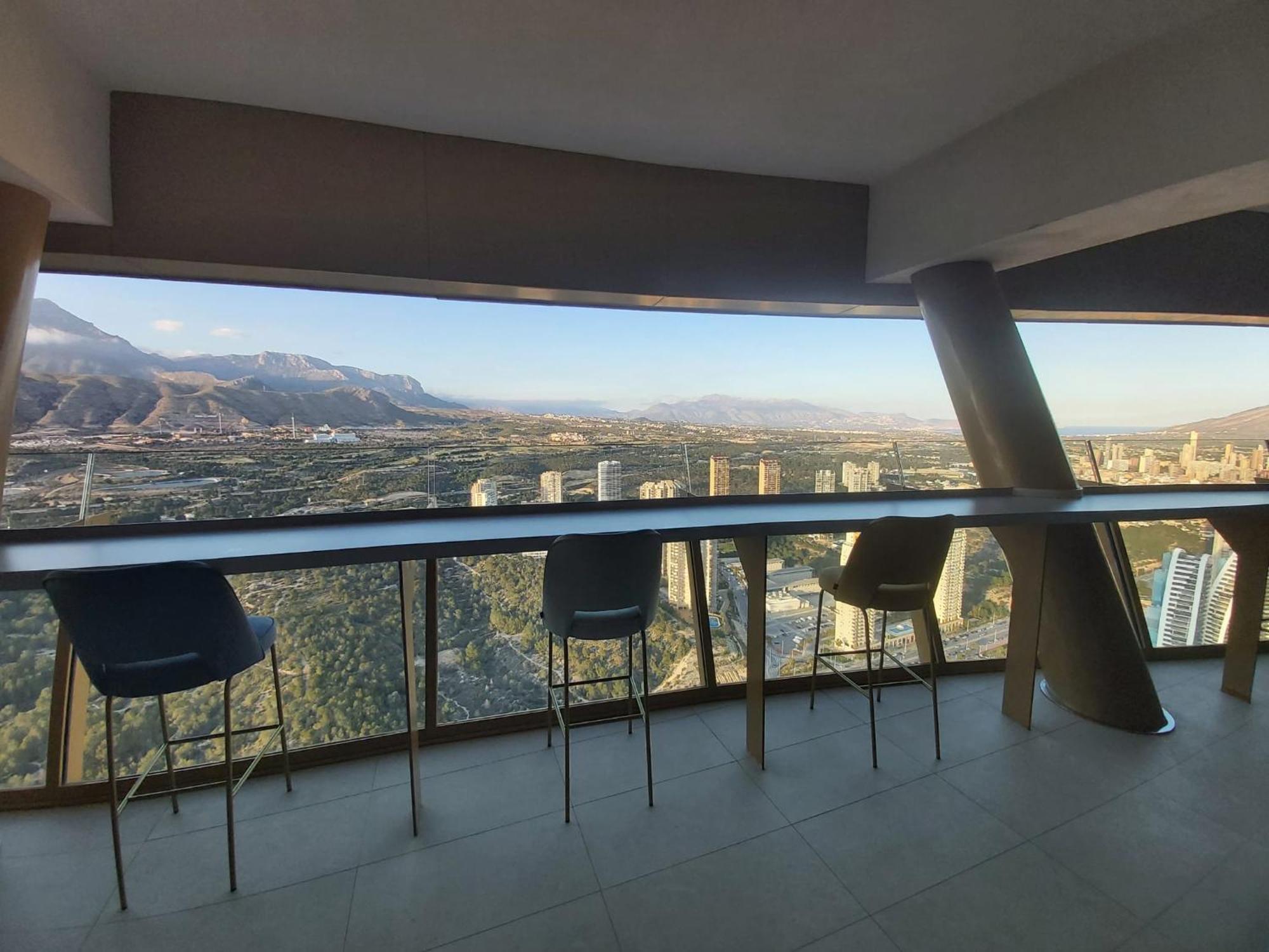 Intempo Luxury Ocean Views Resort Benidorm Bagian luar foto