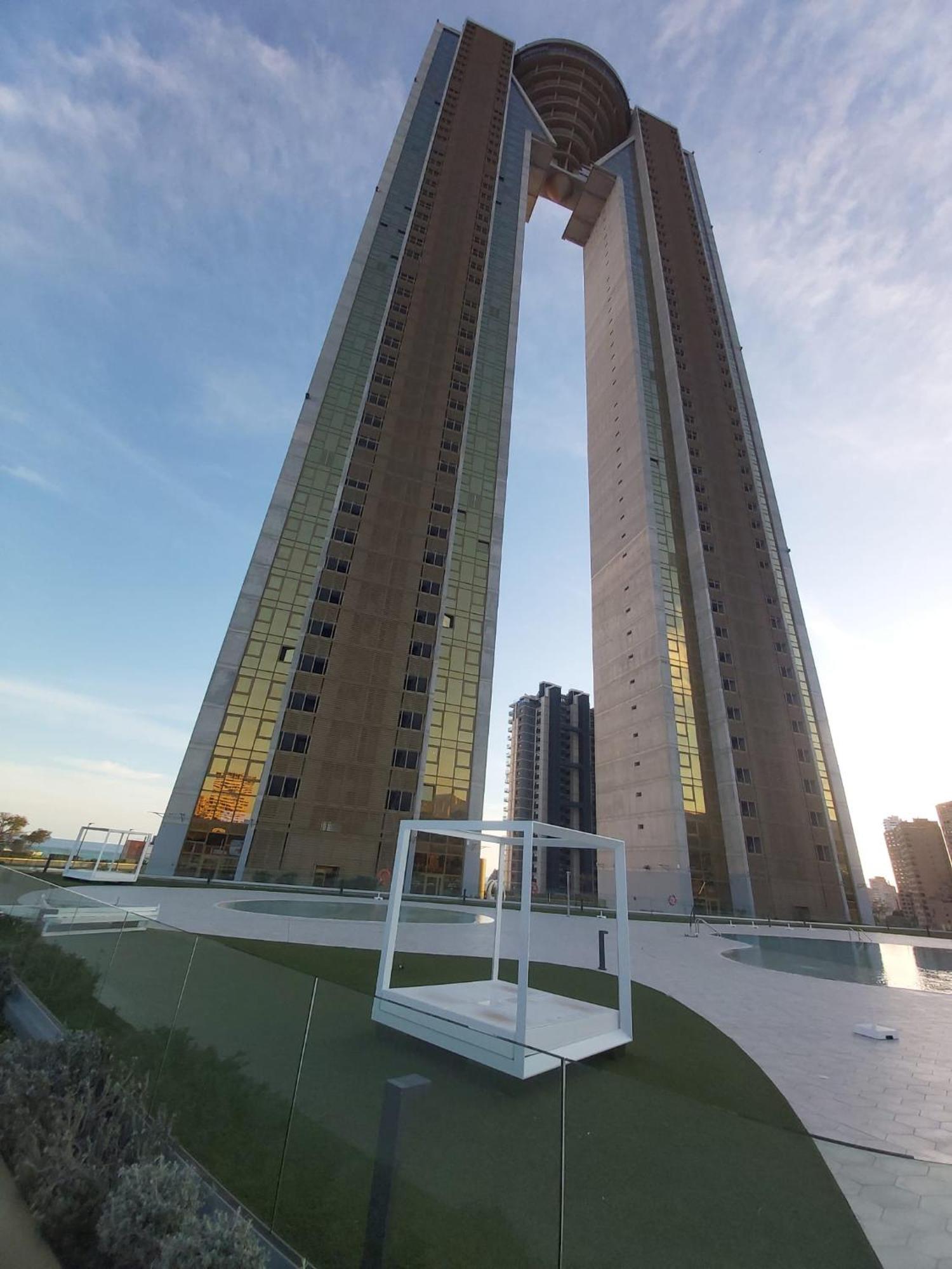 Intempo Luxury Ocean Views Resort Benidorm Bagian luar foto