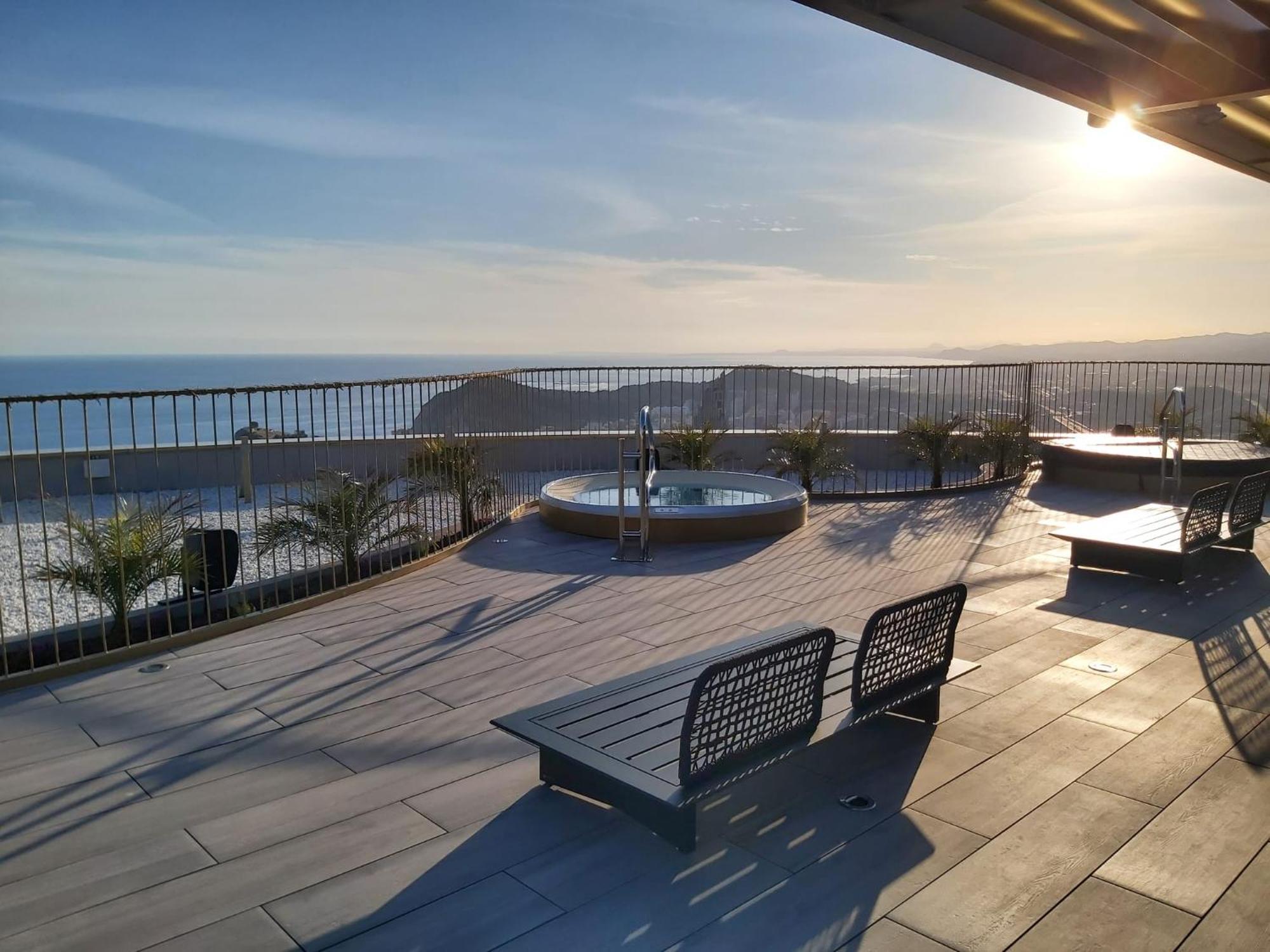 Intempo Luxury Ocean Views Resort Benidorm Bagian luar foto