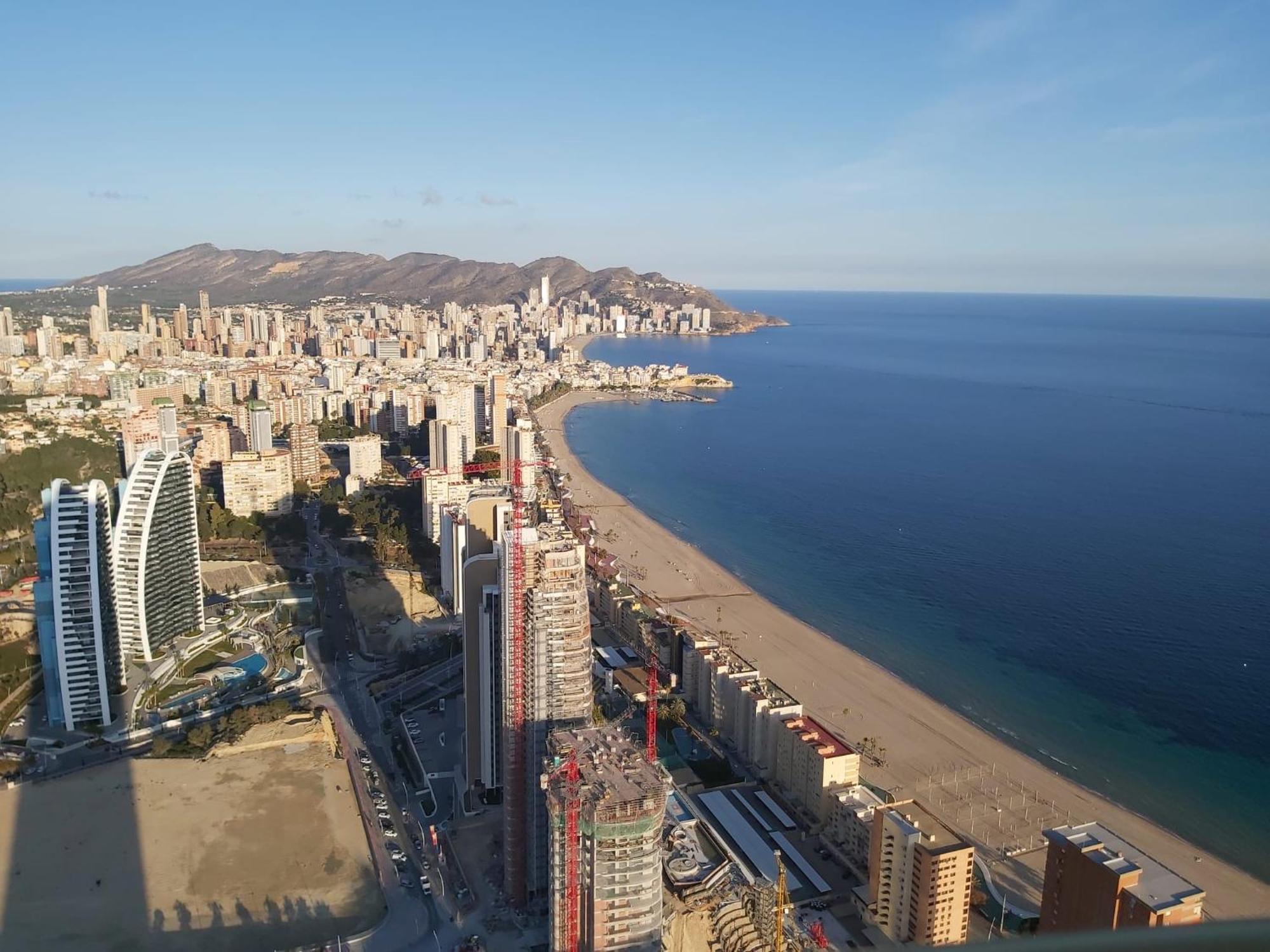 Intempo Luxury Ocean Views Resort Benidorm Bagian luar foto